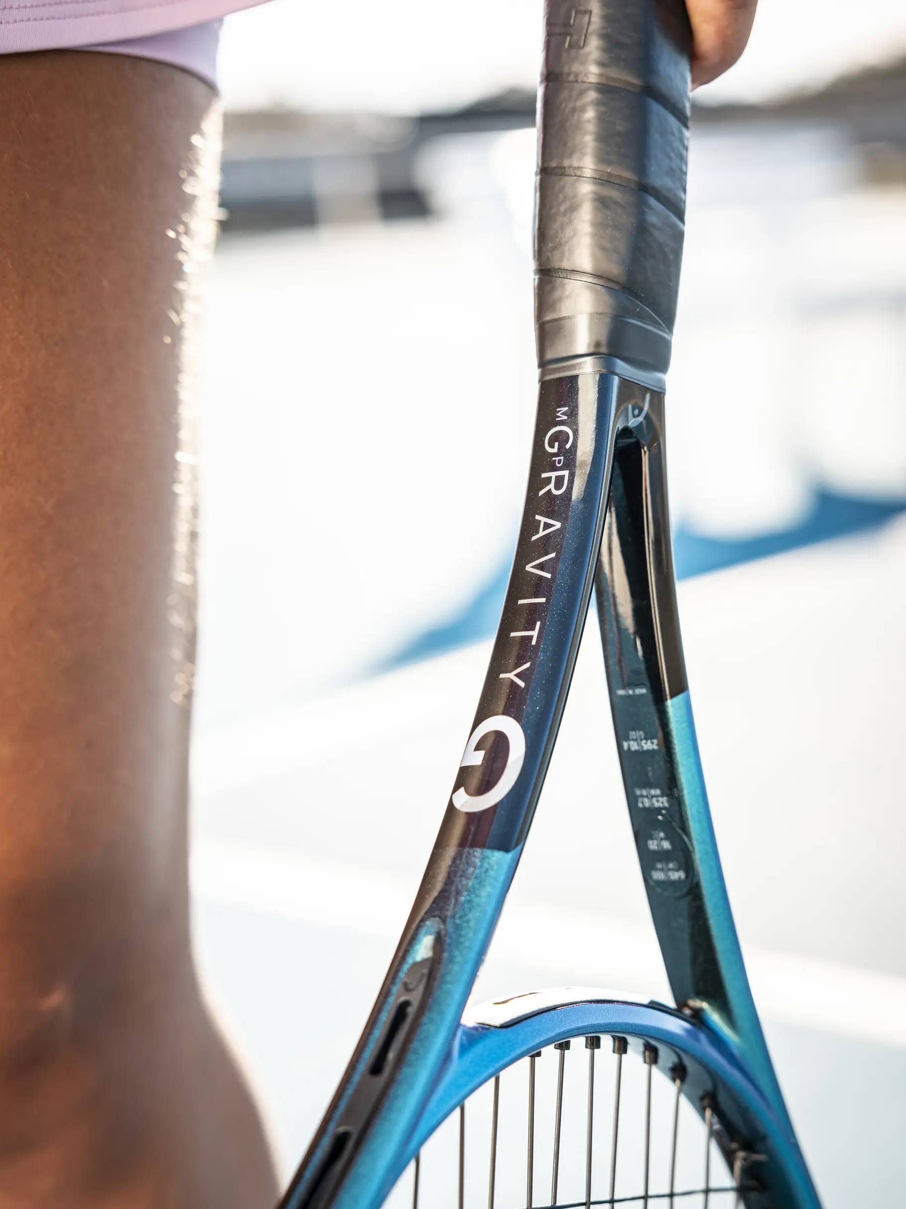 Head Gravity MP Tennis Racquet (2025) | Break Point Cola